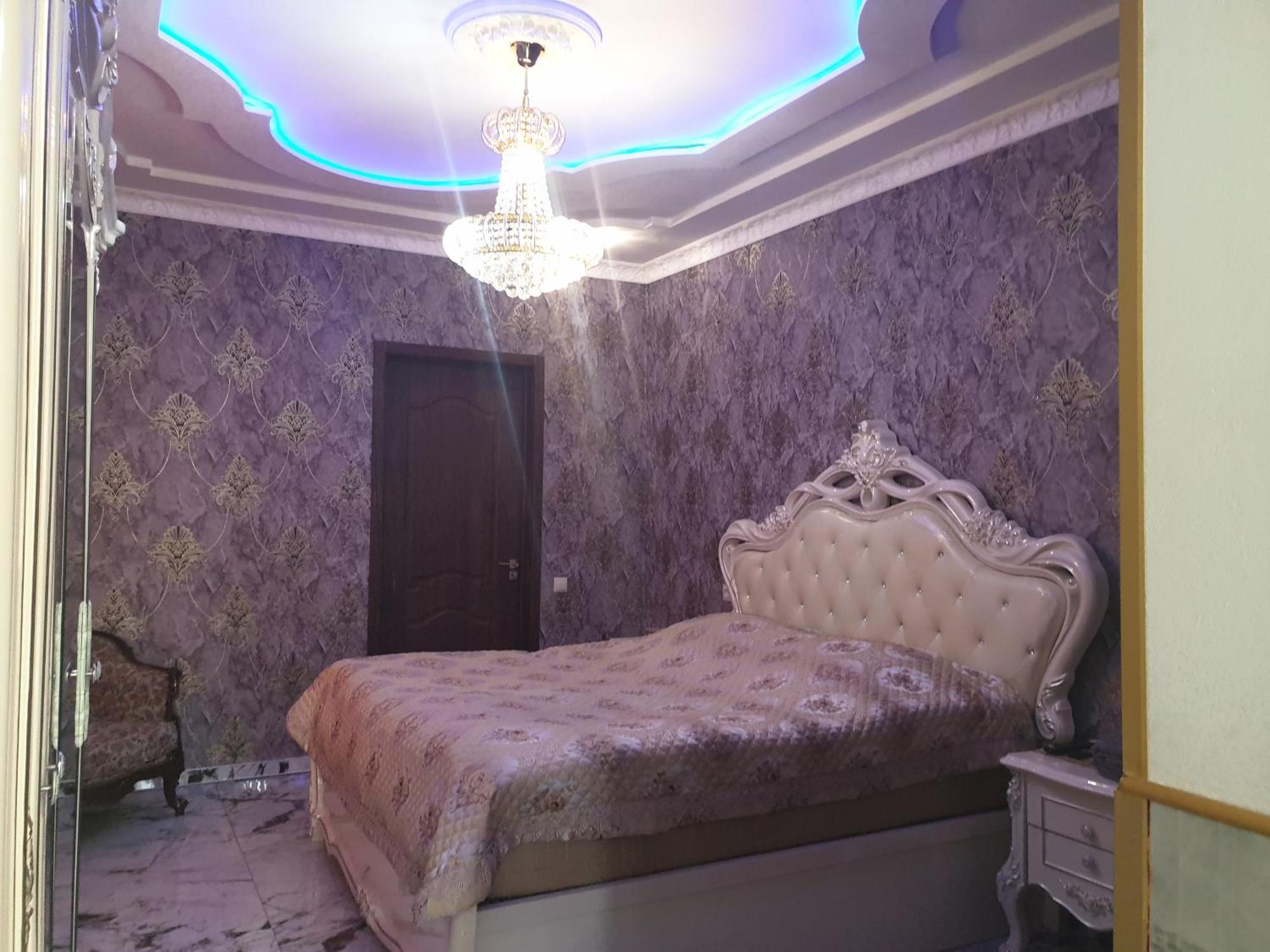 Hotel Royal Koutaïssi Extérieur photo
